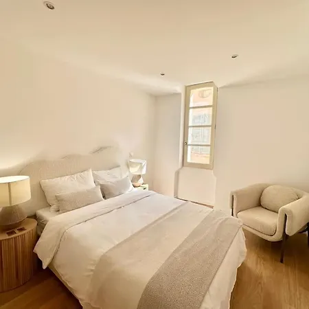 公寓 L'escale Tropezienne Rue Des Commercants 2e