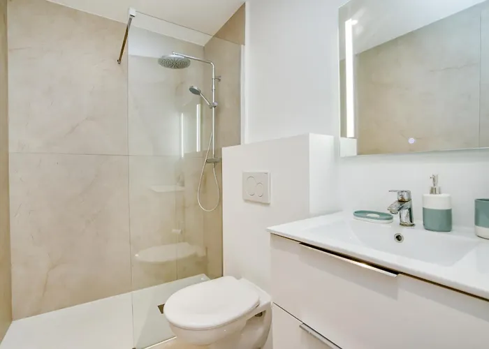 L'escale Tropezienne Rue Des Commercants 2e Apartment *